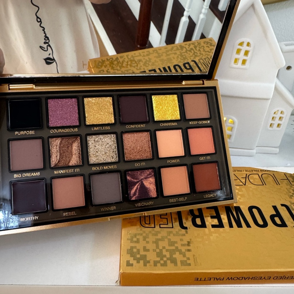HUDA BEAUTY Empowered Eyeshadow Palette - Gold, Purple, Brown